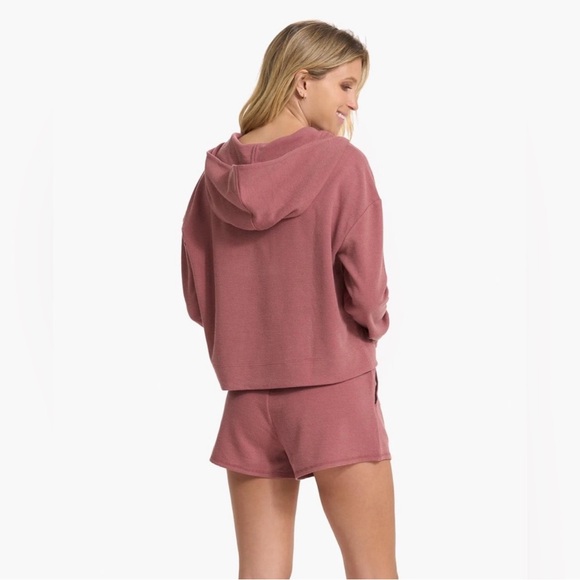 NWT ✨ Vuori Women’s Bayview Thermal Hoodie Rosewood VA263 Size Small Retail $128 - Picture 4 of 12